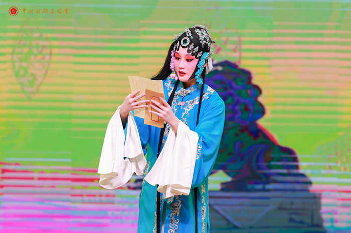《罗帕记·逐女》.jpg