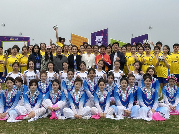 参与演出师生合影.jpg