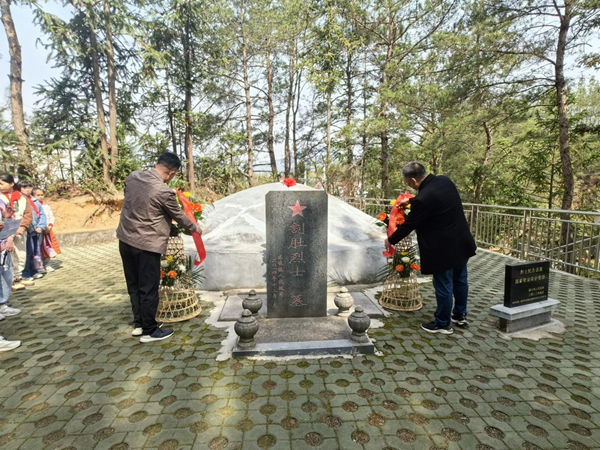 图片 1.jpg