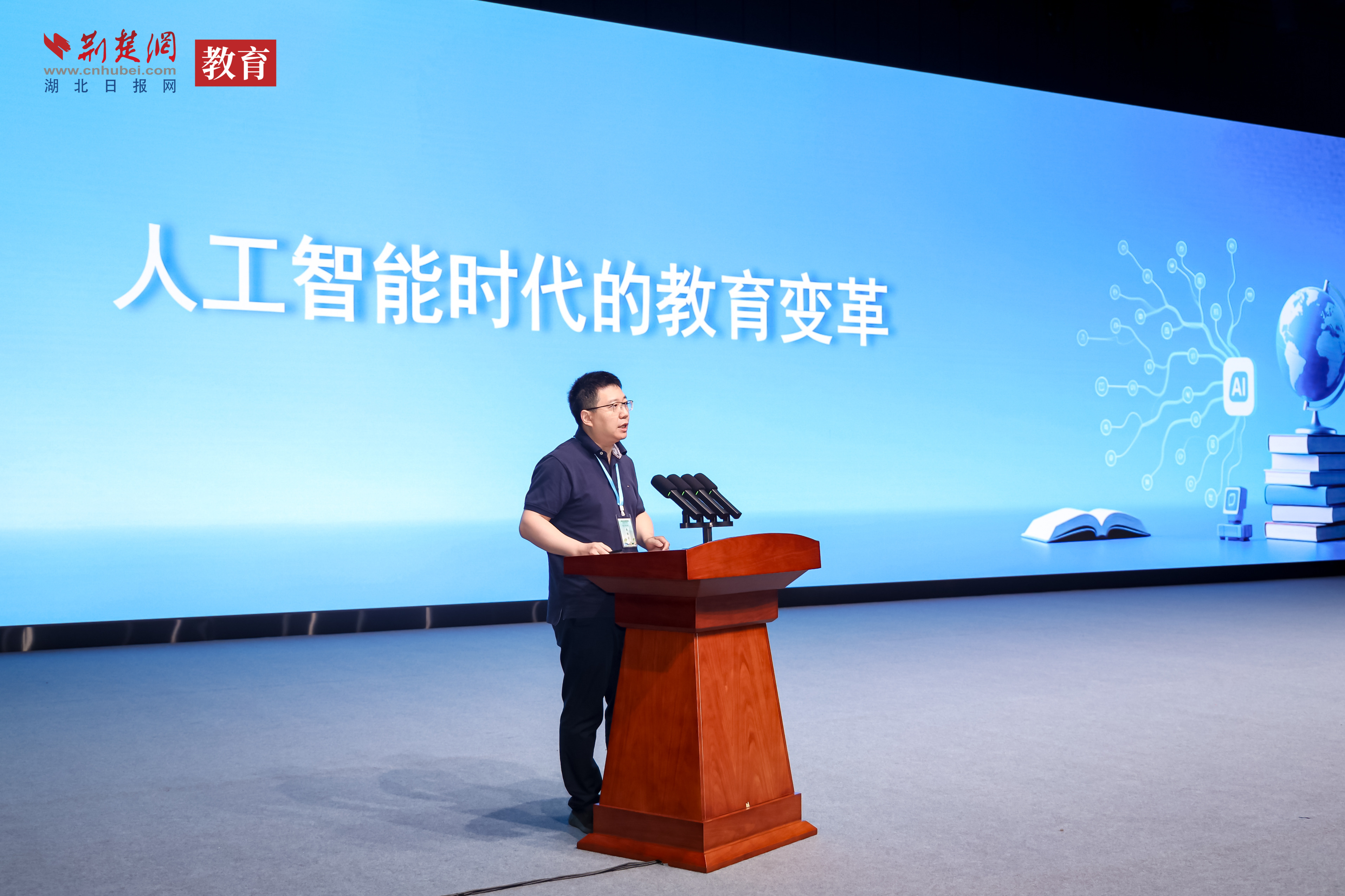 3：人民网移动内容部副主任熊旭主题分享。.jpg